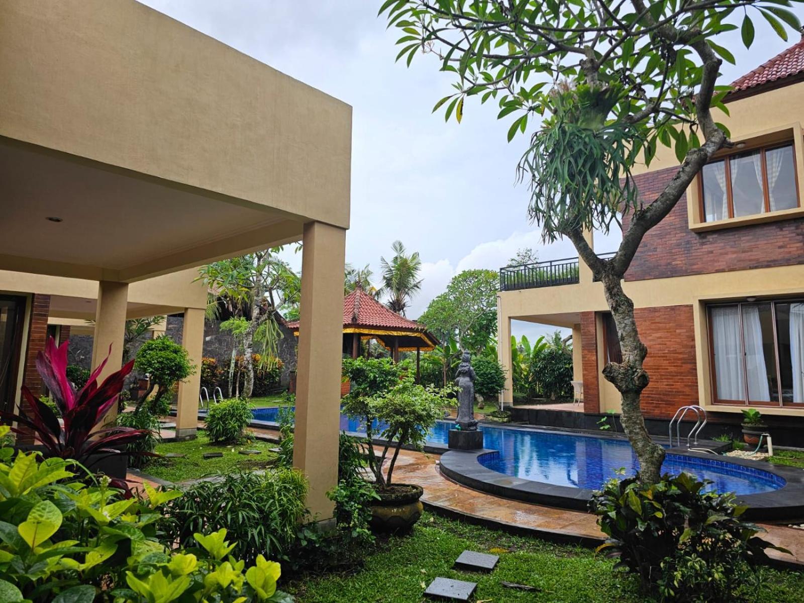 Casa Dewa Villa *